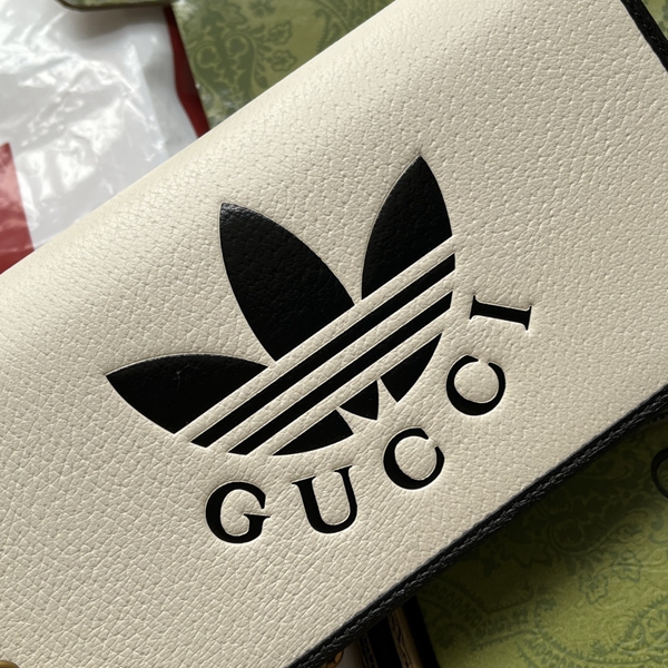 グッチバッグ素材ディテール